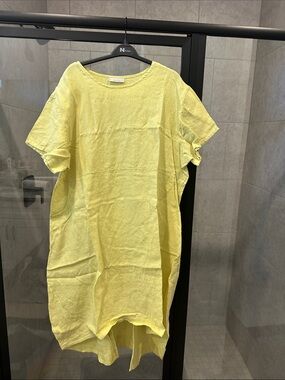 bryn Walker Yellow Linen high/low Dress with pockets.